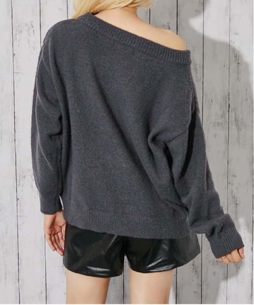 GORGE（ゴージ）の「《スター柄×オフショル》レディース フェザーニット プルオーバー ゆるシルエット 秋冬（ニット/セーター・レディース・ネイビー/チャコール/ボルドー/ブラウン・F）」の9枚目の写真