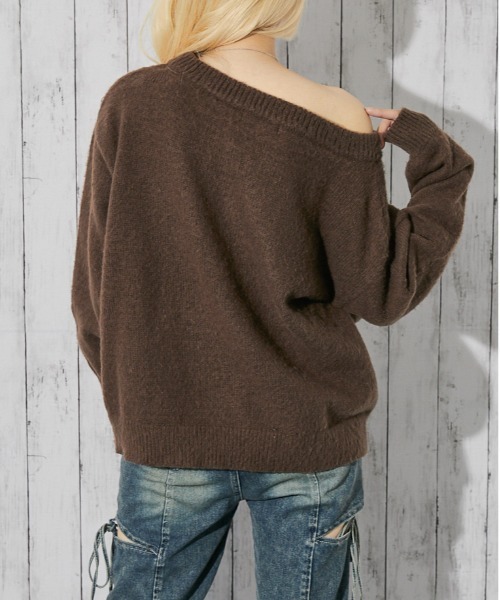GORGE（ゴージ）の「《スター柄×オフショル》レディース フェザーニット プルオーバー ゆるシルエット 秋冬（ニット/セーター・レディース・ネイビー/チャコール/ボルドー/ブラウン・F）」の21枚目の写真