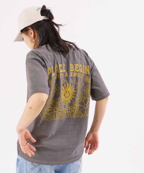 PR01.(ピーアールワン)の「BIG WAVE ピース&スマイル プリントTシャツ(Tシャツ/カットソー・メンズ・グレー・LARGE/MEDIUM)」の7枚目の写真