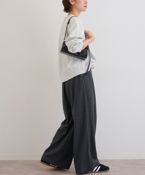 JOURNAL STANDARD relume（ジャーナルスタンダード　レリューム）の「《追加》ワンポイントロゴスウェット（スウェット・レディース・ネイビー/チャコールグレー/レッド・FREE）」の11枚目の写真