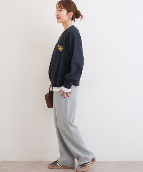 JOURNAL STANDARD relume（ジャーナルスタンダード　レリューム）の「《追加》ワンポイントロゴスウェット（スウェット・レディース・ネイビー/チャコールグレー/レッド・FREE）」の5枚目の写真