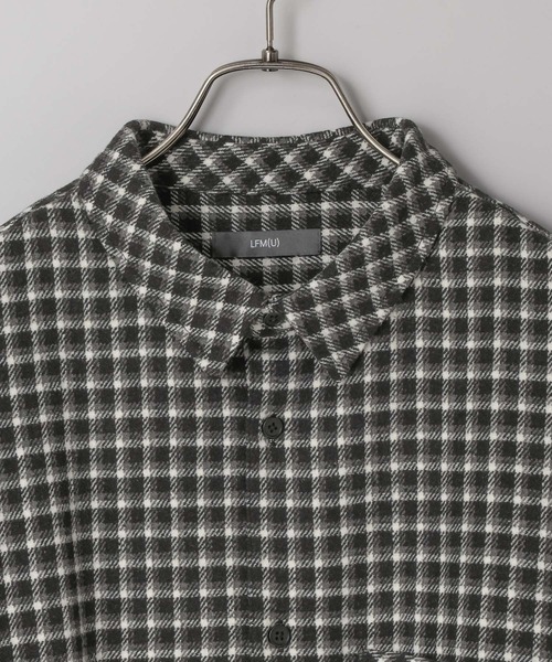 LOWRYS FARM（ローリーズファーム）の「【LFM(U)】キモウチェックシャツ　 635570（シャツ/ブラウス・メンズ・ブラック/ブルー・MEDIUM/LARGE）」の4枚目の写真