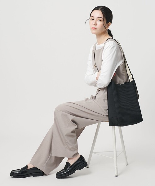BEAUTY&YOUTH UNITED ARROWS（ビューティーアンドユースユナイテッドアローズ）の「ラインテープ ニット ショルダーバッグ（ショルダーバッグ・レディース・ブラック/ライラック・FREE）」の7枚目の写真