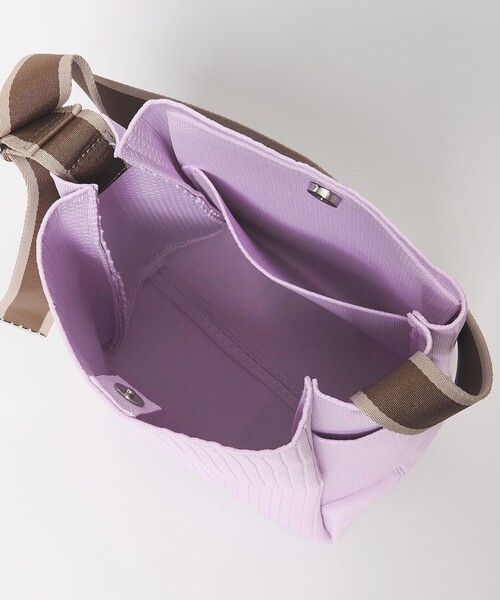 BEAUTY&YOUTH UNITED ARROWS（ビューティーアンドユースユナイテッドアローズ）の「ラインテープ ニット ショルダーバッグ（ショルダーバッグ・レディース・ブラック/ライラック・FREE）」の14枚目の写真