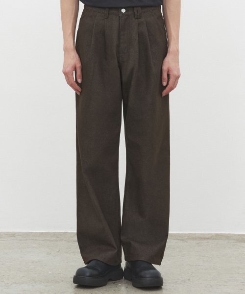 DECET（デケト）の「Dawn 2Pleats Wide Jeans DCPT007CPBrown（デニムパンツ・レディース・その他・26/28/30/32/34）」の2枚目の写真