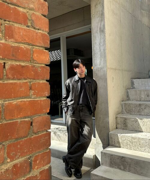 UNGIMMICK（アンジミック）の「SAND WASHED CARGO DENIM PANTS (BROWN)（デニムパンツ・メンズ・その他・SMALL/MEDIUM/LARGE）」の2枚目の写真