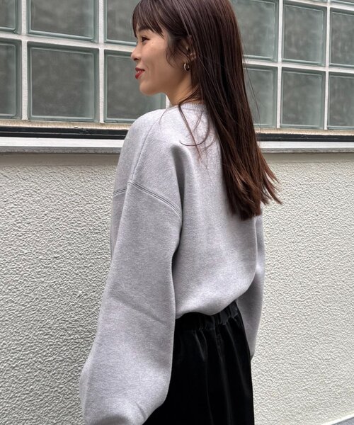 CIAOPANIC TYPY(チャオパニックティピー)の「スウェットライクカレッジロゴニット(ニット/セーター・レディース・ブラウン/レッド/チャコールグレー/グレー・ONE SIZE)」の8枚目の写真