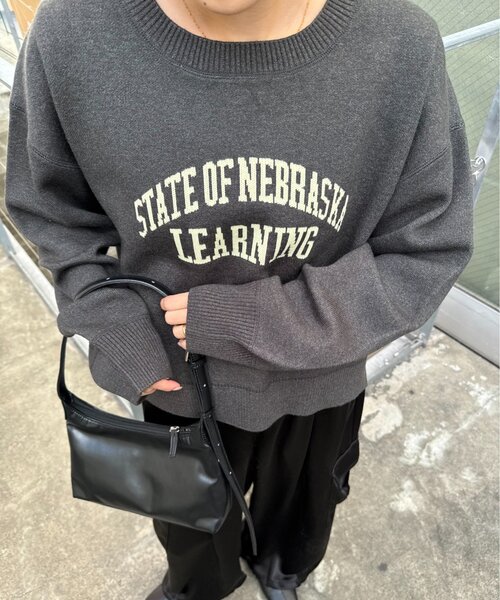 CIAOPANIC TYPY(チャオパニックティピー)の「スウェットライクカレッジロゴニット(ニット/セーター・レディース・ブラウン/レッド/チャコールグレー/グレー・ONE SIZE)」の13枚目の写真