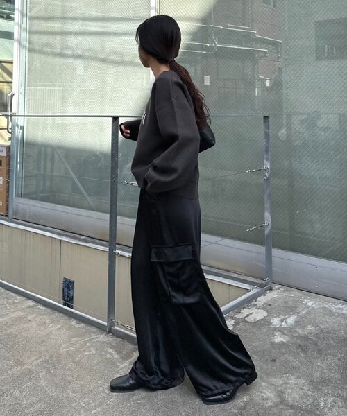 CIAOPANIC TYPY(チャオパニックティピー)の「スウェットライクカレッジロゴニット(ニット/セーター・レディース・ブラウン/レッド/チャコールグレー/グレー・ONE SIZE)」の17枚目の写真