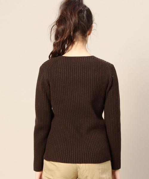 BEAUTY&YOUTH UNITED ARROWS（ビューティーアンドユースユナイテッドアローズ）の「BY 2×2リブVネックニットプルオーバー◆（ニット/セーター・レディース・ホワイト/ブラック/ライトグレー/ブラウン・FREE）」の5枚目の写真