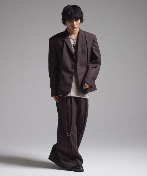 GRANCY（グランシー）の「【GRANCY】Pierced Tuck Tailored Jacket / ピアスデザインタックテーラードジャケット（テーラードジャケット・メンズ・ブラウン/ブラック・S/M/L）」の5枚目の写真