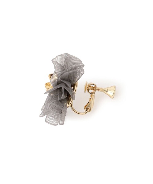 ROPE' PICNIC（ロペピクニック）の「チュールイヤリング（イヤリング・レディース・チャコールグレー/キナリ・FREE）」の5枚目の写真