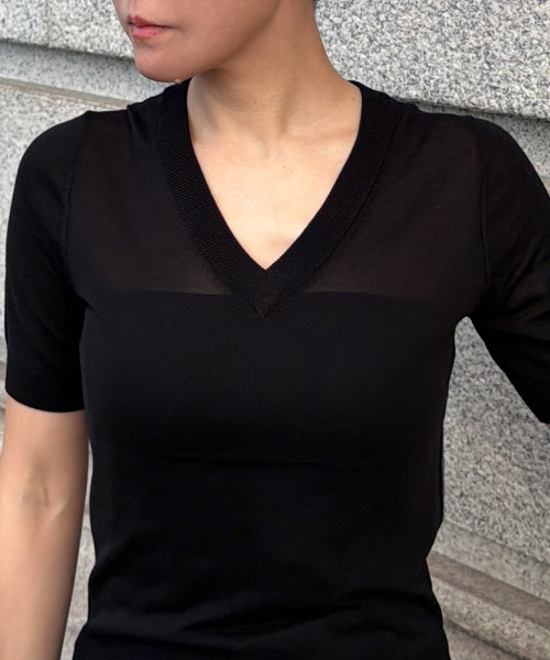JENNE（ジェンヌ）の「シルク混シアーブルオーバー（Tシャツ/カットソー・レディース・ブラック/ベージュ/グリーン・SMALL/MEDIUM/LARGE）」の22枚目の写真