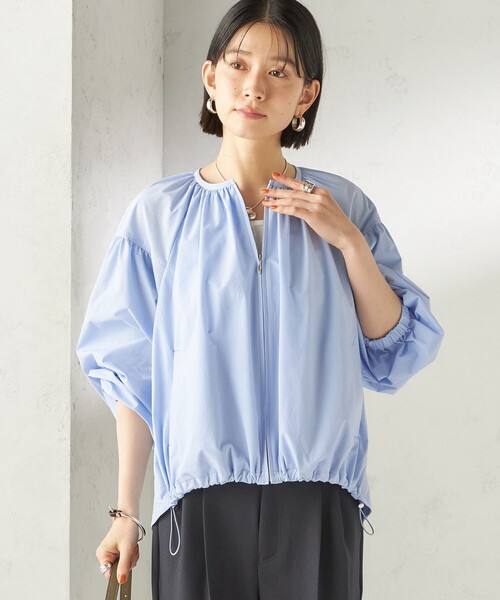 SHIPS(シップス)の「〈接触冷感 / 撥水加工〉TEXBRID(R) タフタ ギャザー 羽織 ブルゾン(ブルゾン・レディース・オフホワイト/ネイビー/ライトブルー・ONE SIZE)」の14枚目の写真