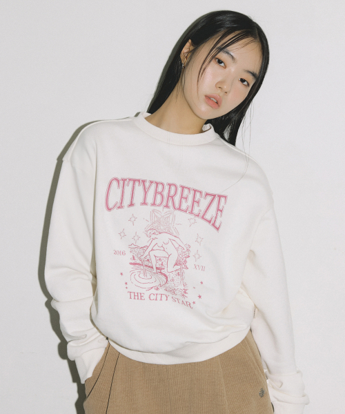 CITYBREEZE(シティブリーズ)の「エッセンシャルスタリットシティグラフィックスウェットシャツ_CREAM(スウェット・レディース・その他・FREE)」の3枚目の写真
