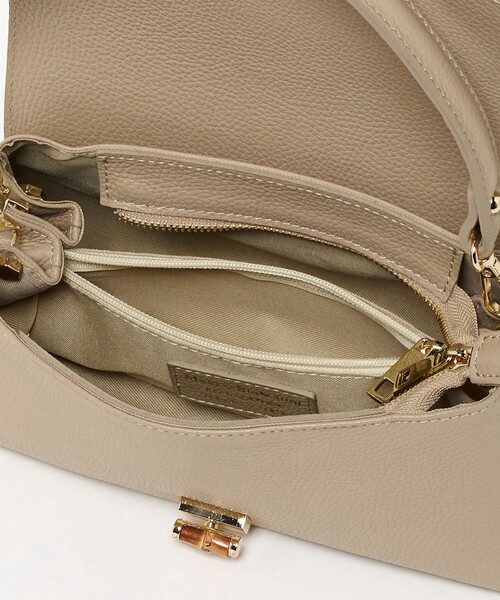 MARCO BIANCHINI(マルコビアンチーニ)の「<MARCO BIANCHINI>フラップバッグ / ワンハンドル(ショルダーバッグ・レディース・ブラック/ベージュ・FREE)」の16枚目の写真