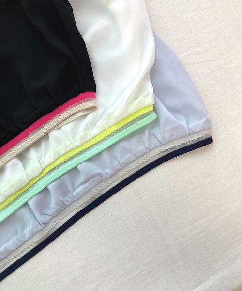 Q(キュー)の「リブヘムラインプルオーバー(シャツ/ブラウス・レディース・ブラック/アイボリー/ライトブルー・MEDIUM)」の6枚目の写真