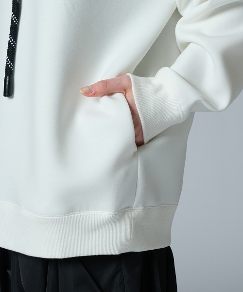 DOUBLE STANDARD CLOTHING（ダブルスタンダードクロージング）の「スター刺繍 フードパーカー(WEB限定)（Tシャツ/カットソー・レディース・ブラック/オフホワイト・FREE）」の13枚目の写真