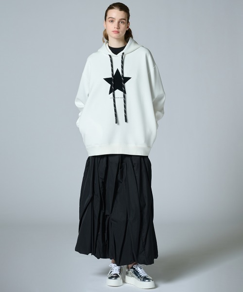 DOUBLE STANDARD CLOTHING（ダブルスタンダードクロージング）の「スター刺繍 フードパーカー(WEB限定)（Tシャツ/カットソー・レディース・ブラック/オフホワイト・FREE）」の17枚目の写真