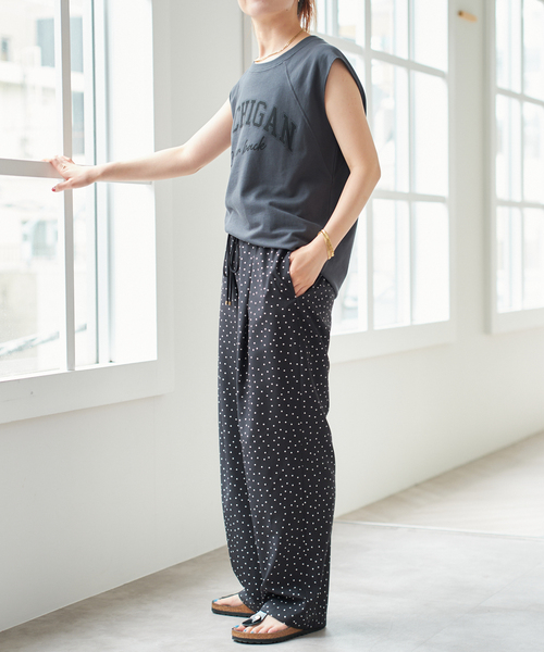Spick & Span（スピックアンドスパン）の「《WEB限定 / 追加》ドットプリントイージーストレートパンツ（その他パンツ・レディース・マルチ・38/36）」の21枚目の写真