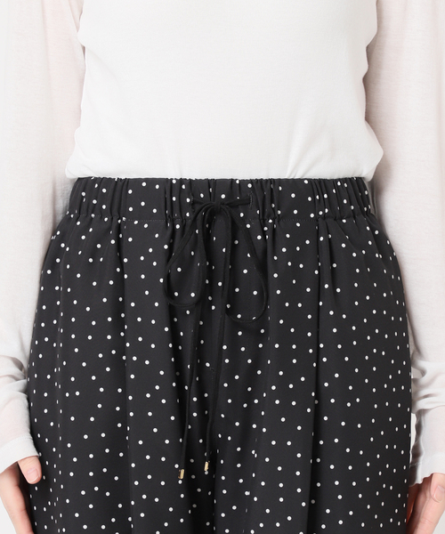 Spick & Span（スピックアンドスパン）の「《WEB限定 / 追加》ドットプリントイージーストレートパンツ（その他パンツ・レディース・マルチ・38/36）」の8枚目の写真