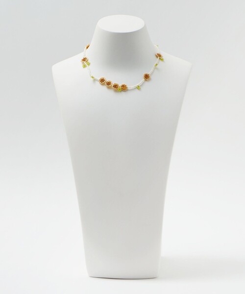 Steven Alan(スティーブンアラン)の「<Pura Utz>BROWN FLOWER NECKLACE/ネックレス(ネックレス・レディース・ブラウン系・FREE)」の5枚目の写真