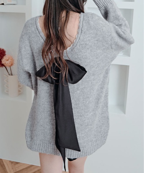 kirakiraShop(キラキラショップ)の「バックリボン Vネック ニット トップス(ニット/セーター・レディース・グレー/ブラック/アイボリー/レッド・FREE)」の15枚目の写真