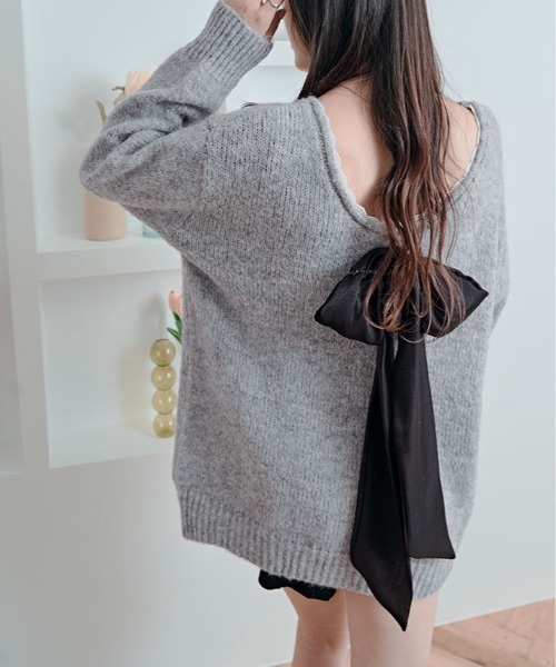kirakiraShop(キラキラショップ)の「バックリボン Vネック ニット トップス(ニット/セーター・レディース・グレー/ブラック/アイボリー/レッド・FREE)」の17枚目の写真