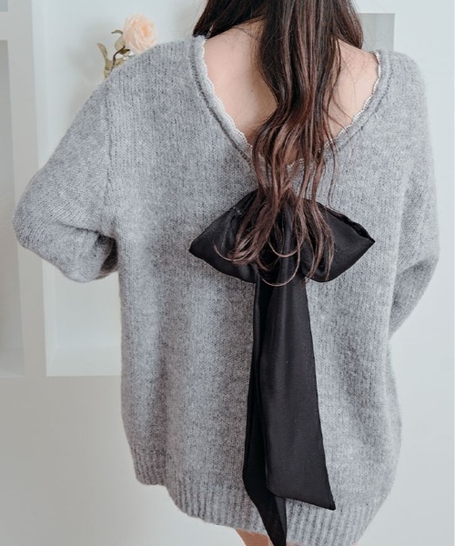 kirakiraShop(キラキラショップ)の「バックリボン Vネック ニット トップス(ニット/セーター・レディース・グレー/ブラック/アイボリー/レッド・FREE)」の21枚目の写真