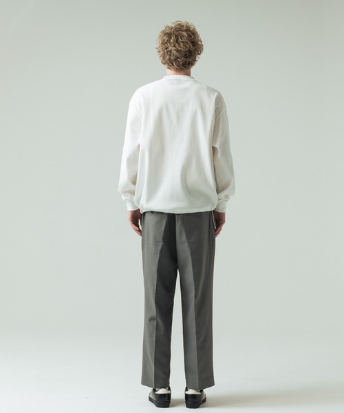 SLICK（スリック）の「【SLICK/スリック】Tech Thermal Drawstring Henley Neck/テックサーマルドローストリングヘンリーネックTシャツ（Tシャツ/カットソー・メンズ・スミクロ/ホワイト/グレー/ブラック・1/3/2）」の17枚目の写真