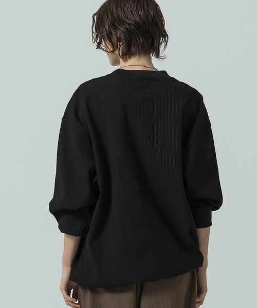 SLICK（スリック）の「【SLICK/スリック】Tech Thermal Drawstring Henley Neck/テックサーマルドローストリングヘンリーネックTシャツ（Tシャツ/カットソー・メンズ・スミクロ/ホワイト/グレー/ブラック・1/3/2）」の20枚目の写真