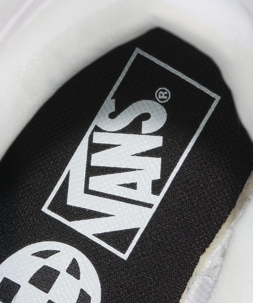 VANS(バンズ)の「ウルトラレンジ NEO VR3 / 105 UltraRange Neo VR3 True Wh VN000BCEW001(スニーカー・メンズ・ホワイト・5.5/5/4.5/4/10.5/10/9.5/9/8.5/8/7.5/7/6.5/6/12)」の5枚目の写真