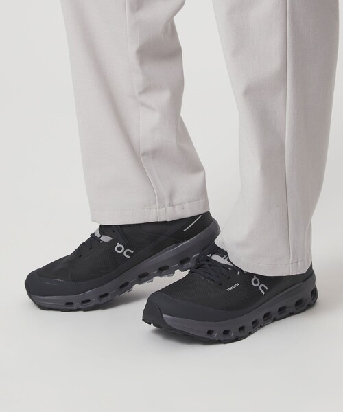 On(オン)の「<On>CLOUDVISTA 2 WP スニーカー(スニーカー・メンズ・ベージュ/ブラック・26.5cm/27cm/28cm/28.5cm/27.5cm/26cm)」の1枚目の写真
