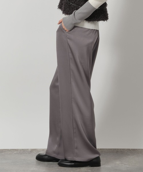 LAKOLE(ラコレ)の「サテンイージーパンツ / 658138(その他パンツ・レディース・グレー/ライトベージュ/ネイビー・FREE)」の11枚目の写真