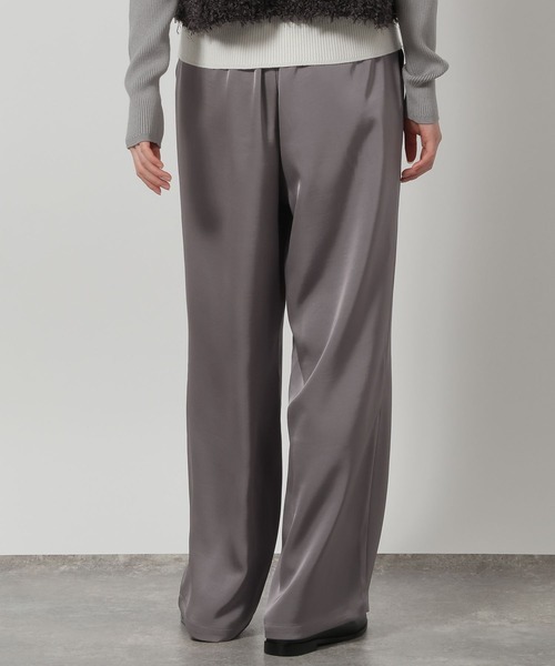 LAKOLE(ラコレ)の「サテンイージーパンツ / 658138(その他パンツ・レディース・グレー/ライトベージュ/ネイビー・FREE)」の12枚目の写真