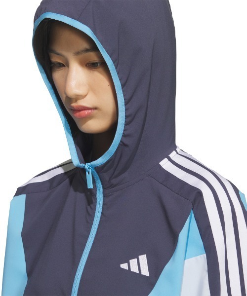 adidas(アディダス)の「アディダス adidas TEAMS ルーズフィット クロス ジャケット(ジャージ・レディース・オフホワイト/ブラック/ネイビー・S/M/L/XL)」の6枚目の写真