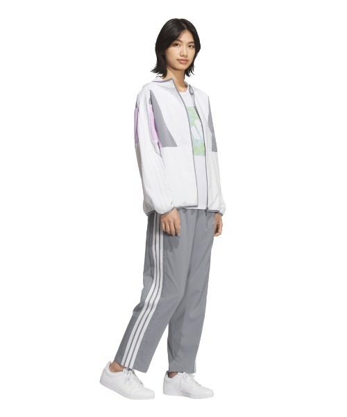 adidas(アディダス)の「アディダス adidas TEAMS ルーズフィット クロス ジャケット(ジャージ・レディース・オフホワイト/ブラック/ネイビー・S/M/L/XL)」の8枚目の写真
