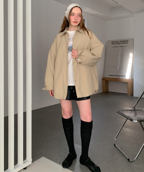 VASCARA（バスカラ）の「Faux Leather Banding Shorts Pants Black（その他パンツ・レディース・ブラック・FREE/LARGE）」の3枚目の写真