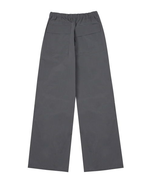 LUVISTRUE（ラヴイズトゥルー）の「CURVED L COMFY PARACHUTE PANTS(CHARCOAL)（その他パンツ・レディース・その他・FREE）」の3枚目の写真