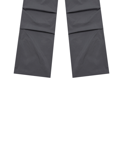 LUVISTRUE（ラヴイズトゥルー）の「CURVED L COMFY PARACHUTE PANTS(CHARCOAL)（その他パンツ・レディース・その他・FREE）」の5枚目の写真