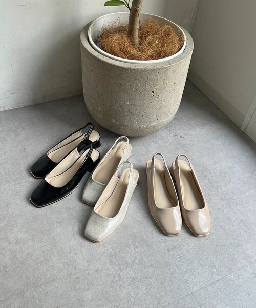 un dix cors（アンディコール）の「バックバンドスクエアパンプス（ブーツ・レディース・シルバー/ブラック/ベージュ・MEDIUM/LARGE）」の5枚目の写真