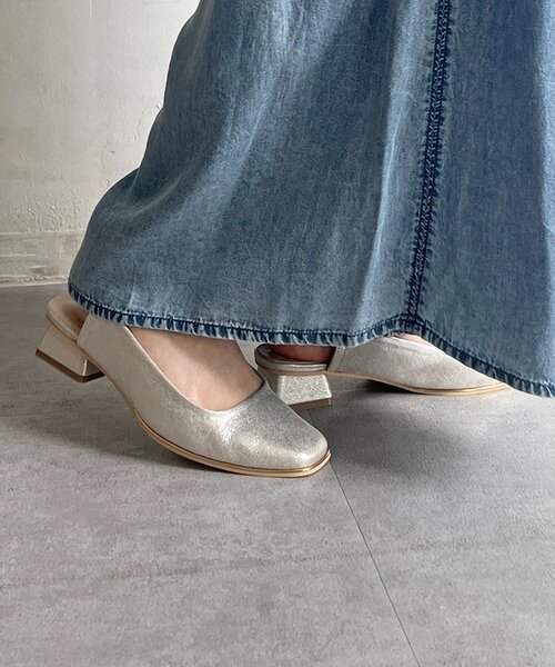 un dix cors（アンディコール）の「バックバンドスクエアパンプス（ブーツ・レディース・シルバー/ブラック/ベージュ・MEDIUM/LARGE）」の16枚目の写真