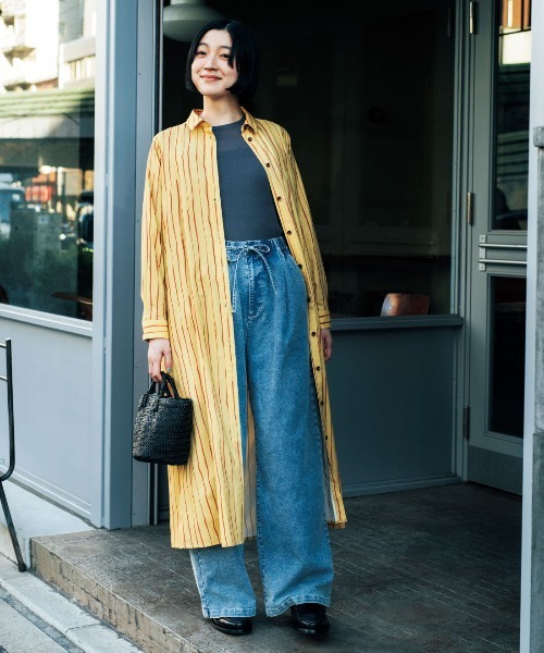 THREE FIFTY STANDARD(スリーフィフティースタンダード)の「THREE FIFTY STANDARD 手で書いたようなストライプ柄のプリントワンピース〈イエロー〉(シャツワンピース・レディース・イエロー系その他・3L/LL/L/M)」の5枚目の写真