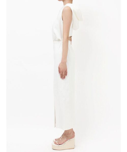 RESEXXY(リゼクシー)の「スウェットフーディワンピース(ワンピース・レディース・ブラック/ホワイト/グレー・FREE)」の13枚目の写真