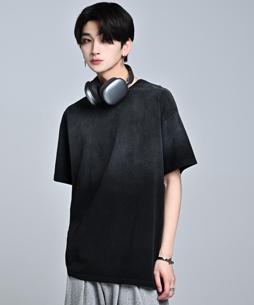 ADRER（アドラー）の「Fade / Gradation Oversize Tee ／ フェード / グラデーション オーバーサイズT（Tシャツ/カットソー・メンズ・グレー系1/ブラック系1/ライトグレー系1/ブラック系2・L/M/S/XS）」の7枚目の写真