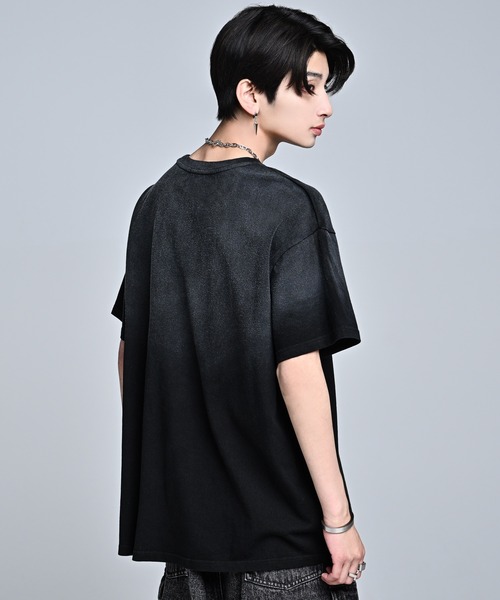 ADRER（アドラー）の「Fade / Gradation Oversize Tee ／ フェード / グラデーション オーバーサイズT（Tシャツ/カットソー・メンズ・グレー系1/ブラック系1/ライトグレー系1/ブラック系2・L/M/S/XS）」の8枚目の写真