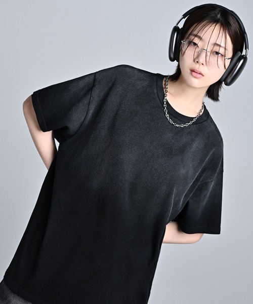 ADRER（アドラー）の「Fade / Gradation Oversize Tee ／ フェード / グラデーション オーバーサイズT（Tシャツ/カットソー・メンズ・グレー系1/ブラック系1/ライトグレー系1/ブラック系2・L/M/S/XS）」の5枚目の写真