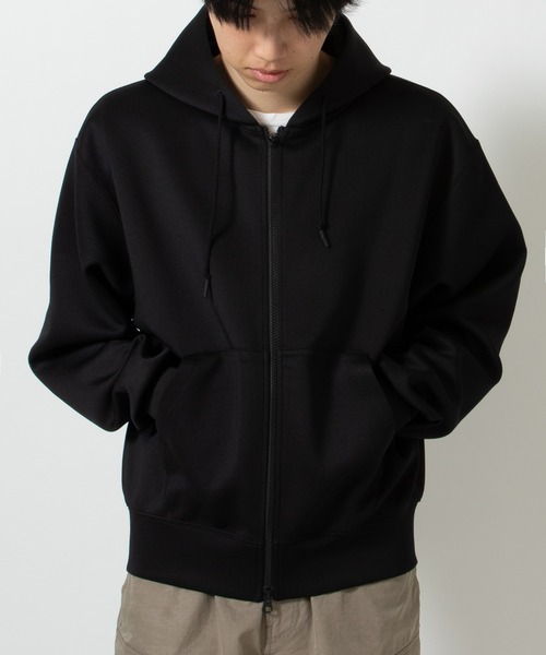 DAIWA PIER39（ダイワピア39）の「DAIWA PIER39 TECH SCUBA KNIT FULLZIP PARKA BE-41026（パーカー・メンズ・ブラック・X-LARGE/SMALL/MEDIUM/LARGE）」の8枚目の写真