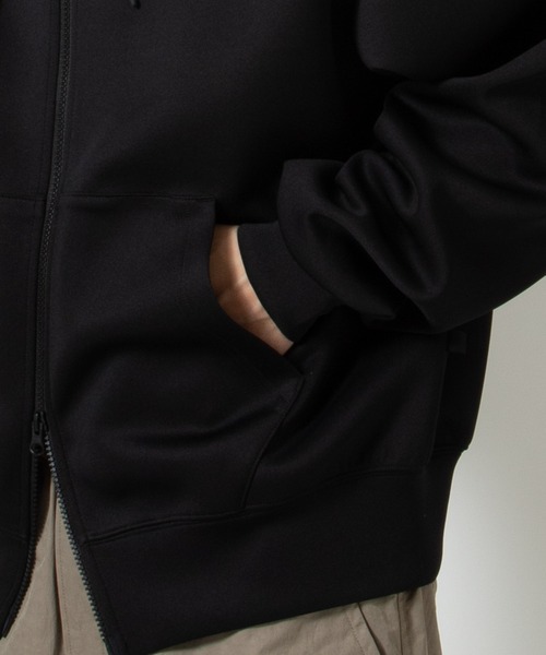 DAIWA PIER39（ダイワピア39）の「DAIWA PIER39 TECH SCUBA KNIT FULLZIP PARKA BE-41026（パーカー・メンズ・ブラック・X-LARGE/SMALL/MEDIUM/LARGE）」の4枚目の写真