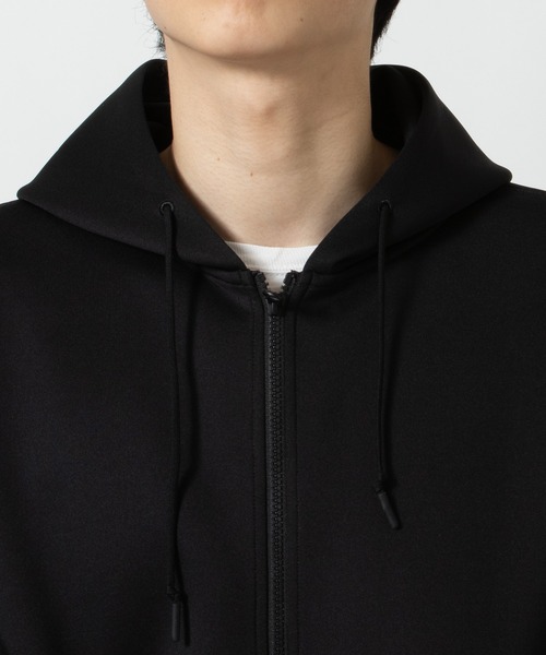 DAIWA PIER39（ダイワピア39）の「DAIWA PIER39 TECH SCUBA KNIT FULLZIP PARKA BE-41026（パーカー・メンズ・ブラック・X-LARGE/SMALL/MEDIUM/LARGE）」の5枚目の写真